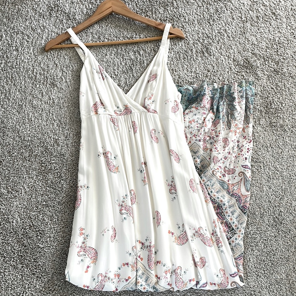 Adorable maxi maternity dress from Macy’s